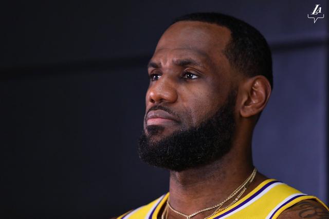 东欧合砍50分 独行侠大胜凯尔特人38分追至1-3