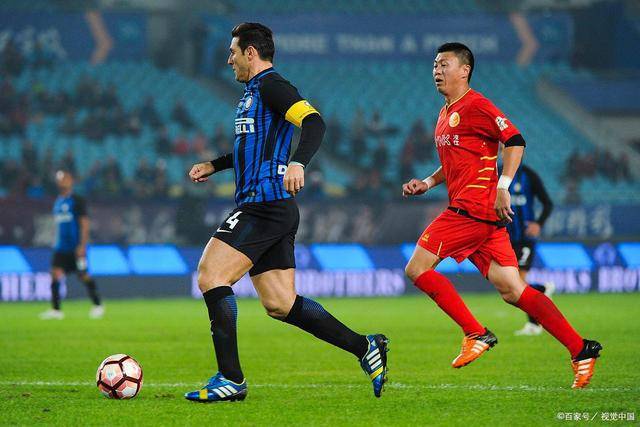 周鹏19分深圳不敌广东 洛夫顿43+18上海胜天津