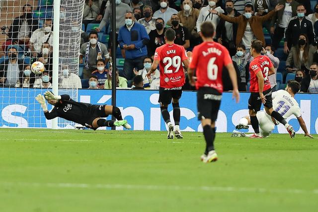 库里23分杜兰特21+10 勇士不敌太阳遭遇4连败