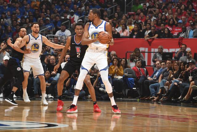 欧冠-大马丁神扑 尤文图斯0-0战平阿斯顿维拉